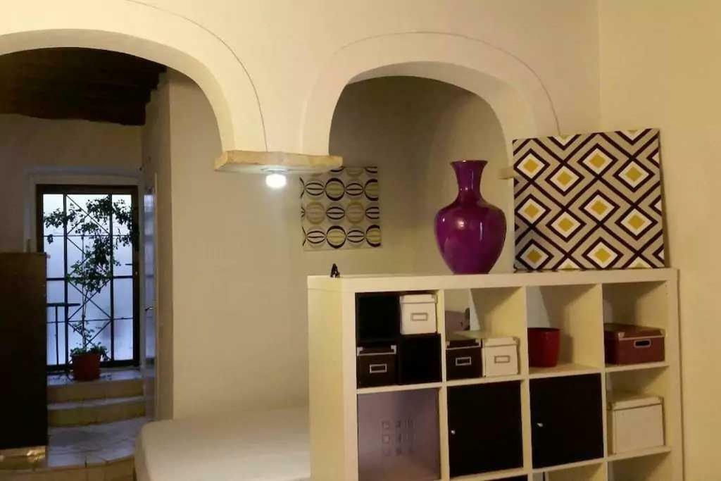Monolocale Stampace Apartment กาญารี ภายนอก รูปภาพ